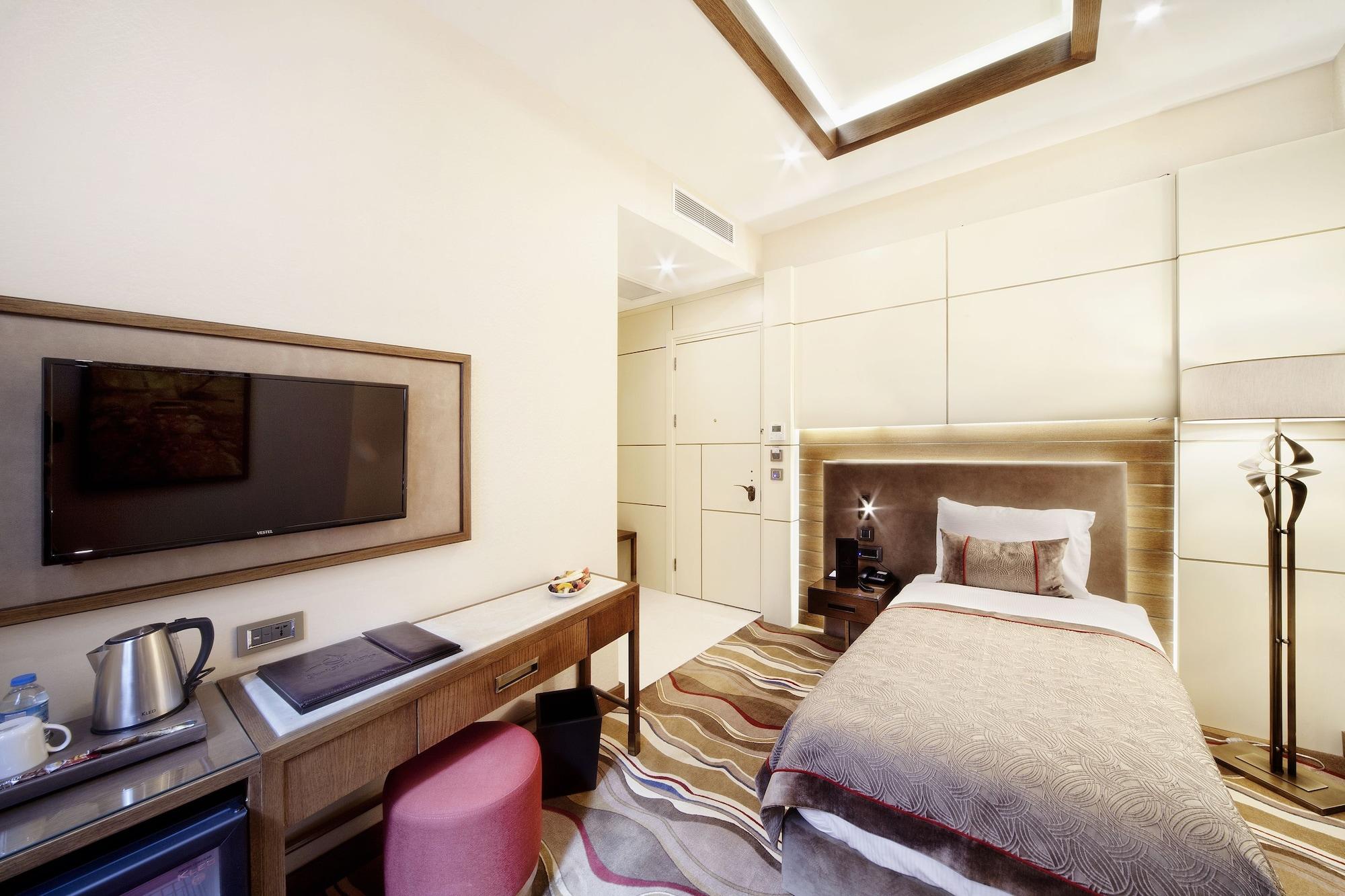 Grand De Pera Otel