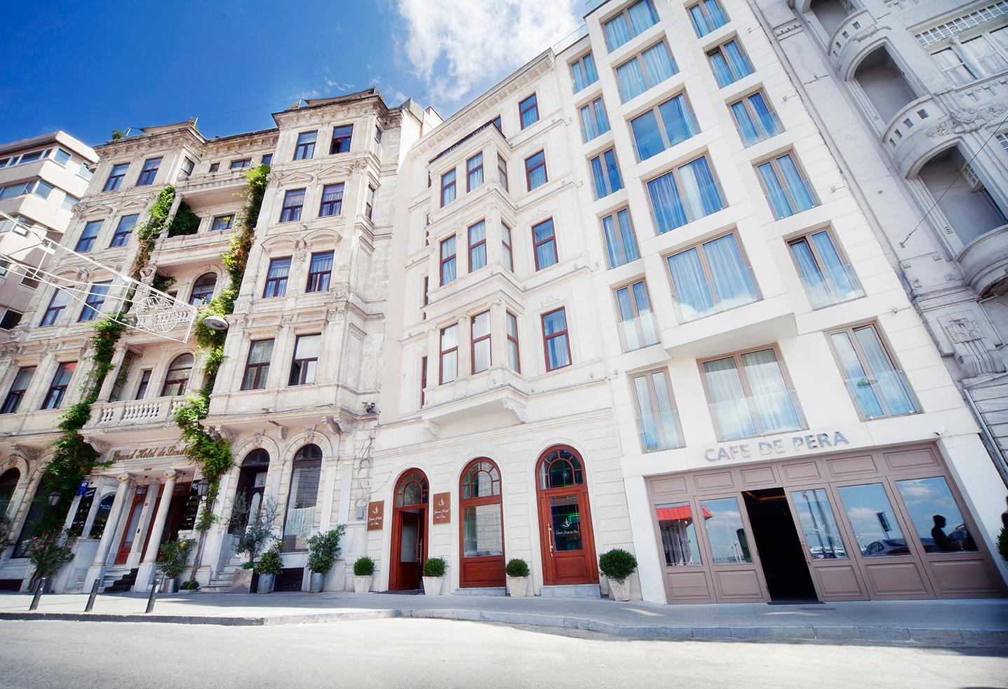 Готель Grand De Pera 4*